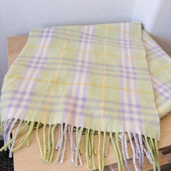 Burberry London Cashmere Pastel Plaid Scarf - Picture 4 of 8